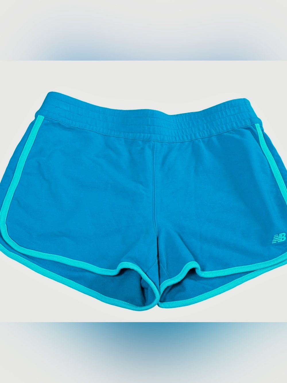New Balance Essentials Turquoise Dolphin Shorts Retro Athleisure Lounge Size S